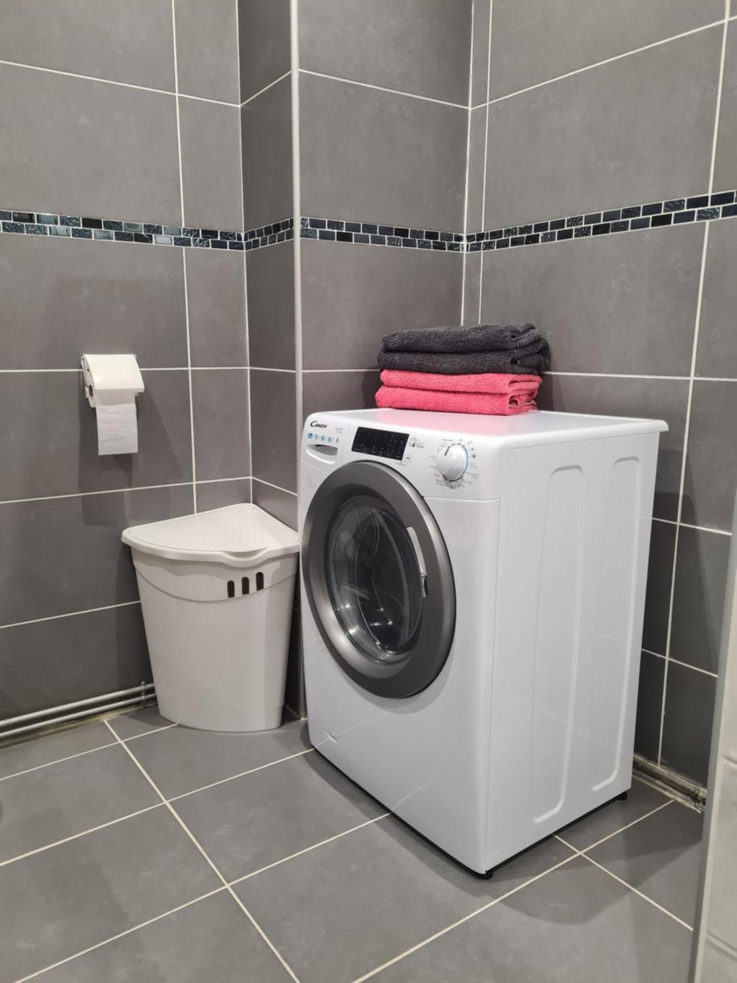 Appartement Hyper-Centre Issoire Eksteriør billede