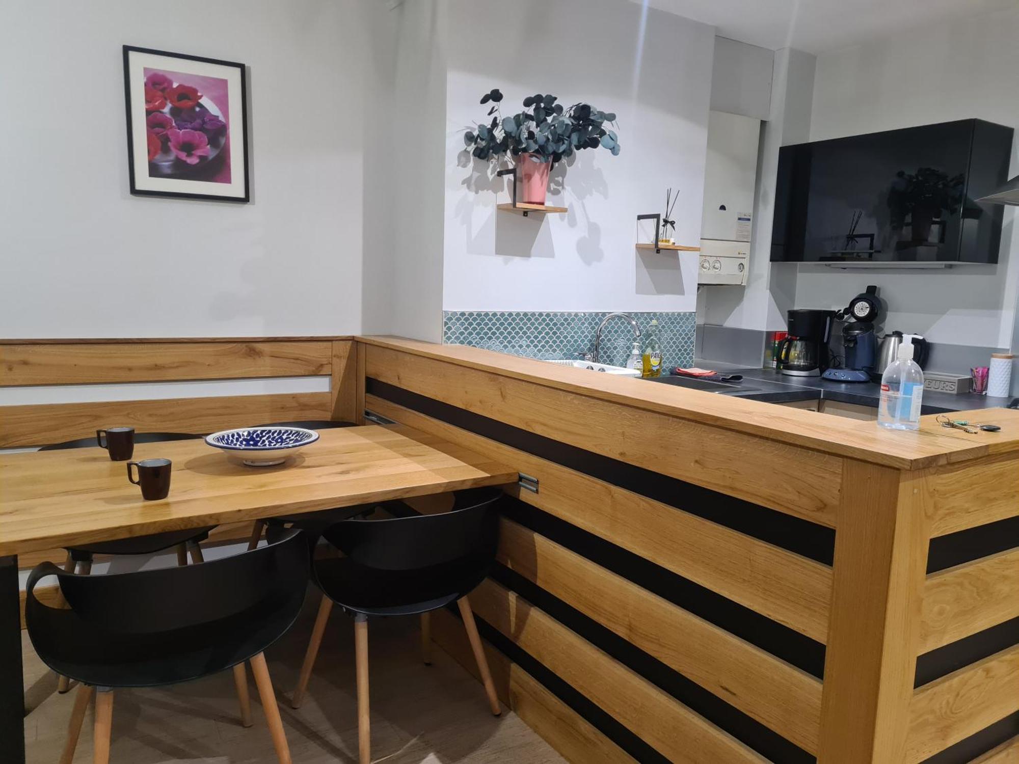 Appartement Hyper-Centre Issoire Eksteriør billede